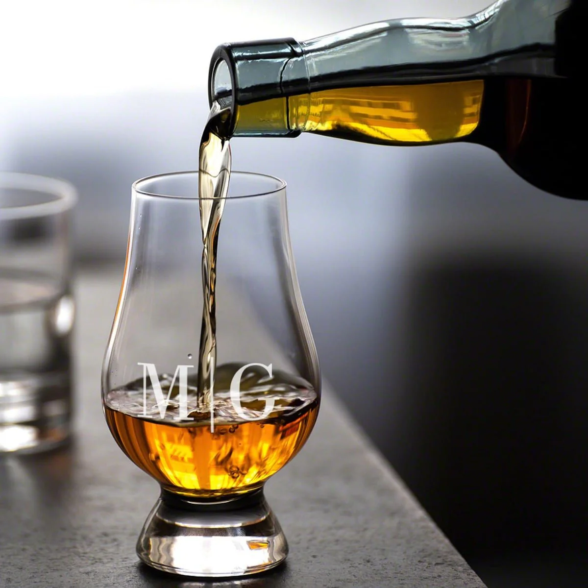 Customized Glencairn Whiskey Glasses and Luxury Box Set - 5pc - Image 11